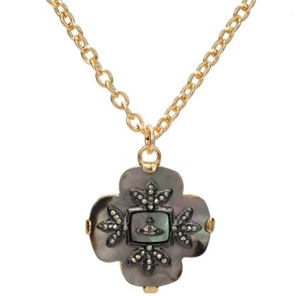 Vintage Four-leaf Clover Shell Necklace