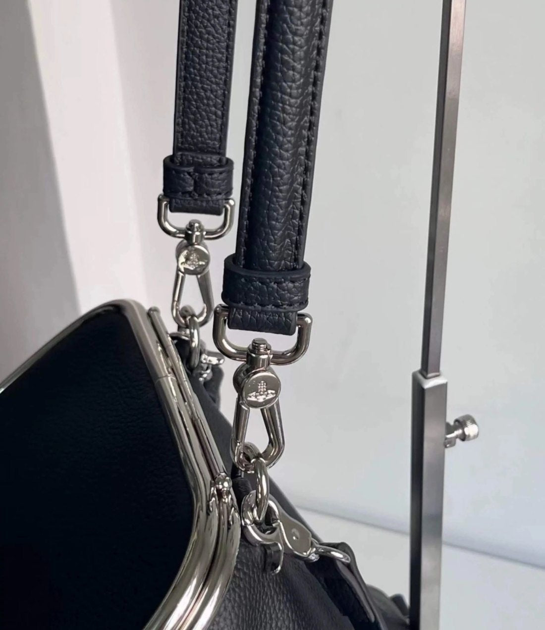 Cylinder Leather Shoulder Bag