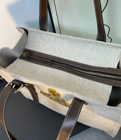 Felt Saturn Wool Tote