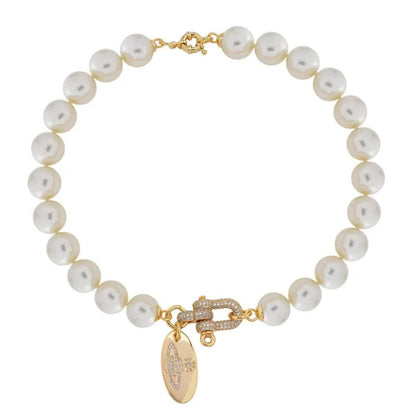 U-shaped Clasp Pearl Necklace