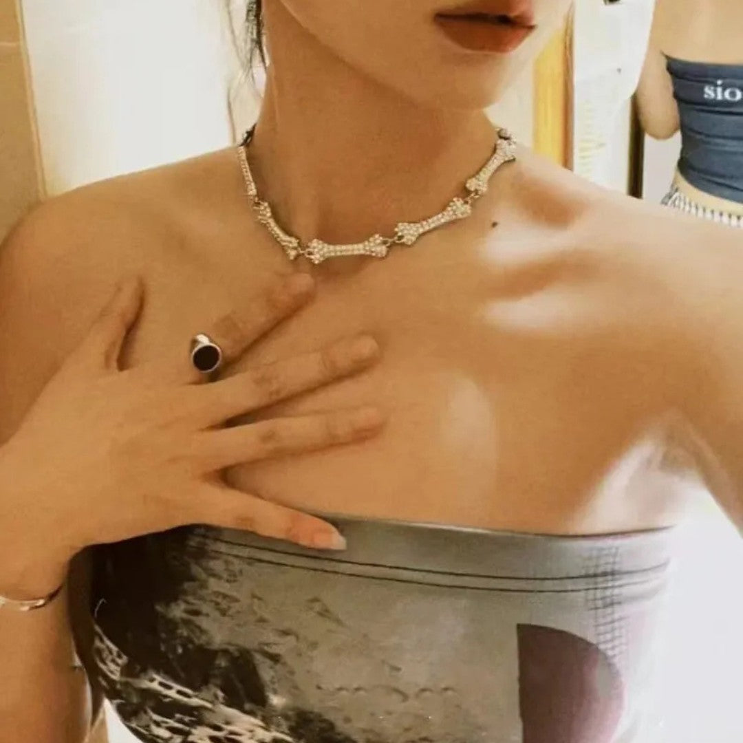 FAUSTINE Eight-section Bone Necklace