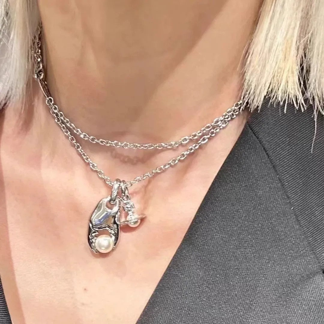 FREDA Crab Pincer Pearl Necklace