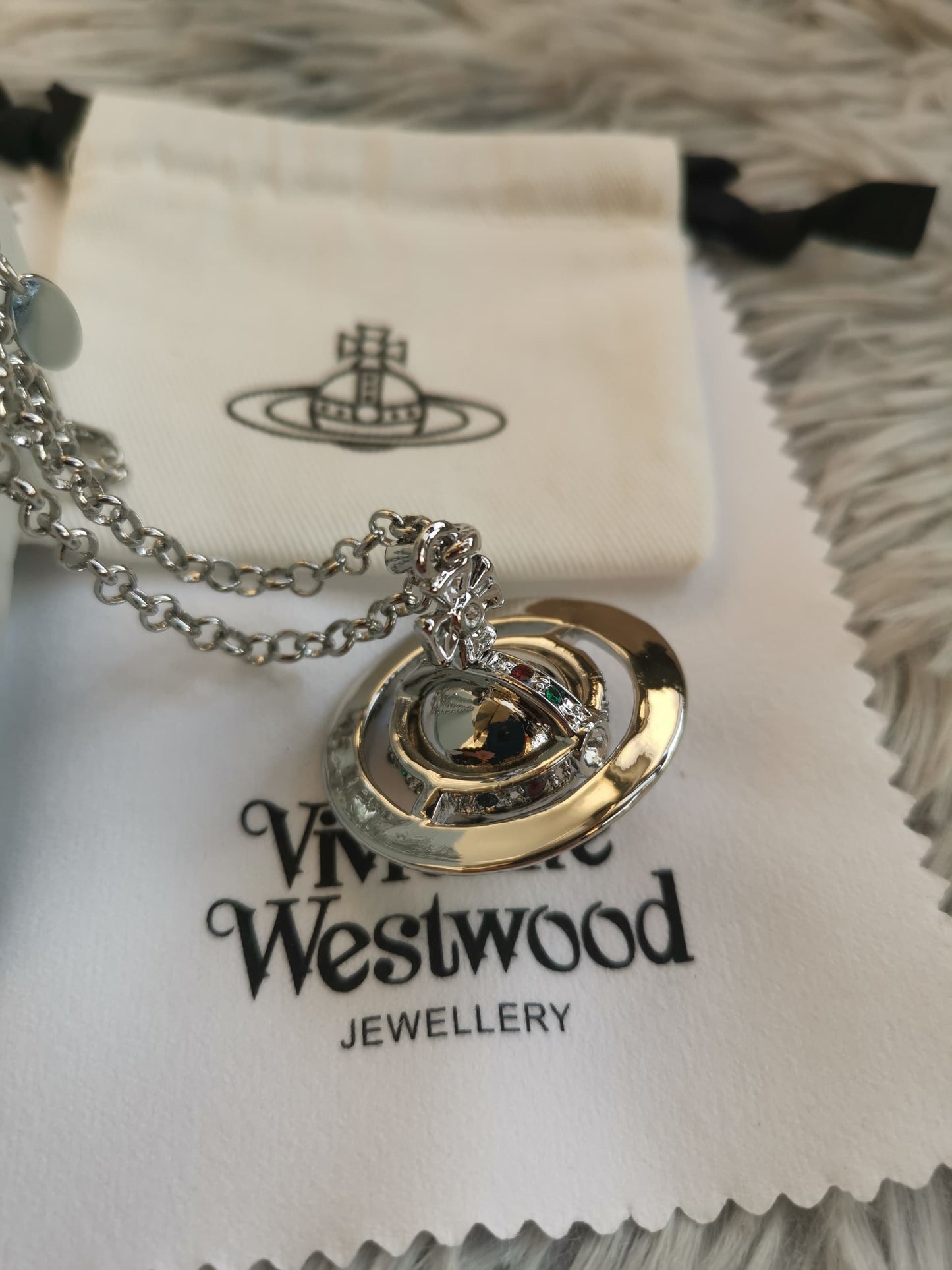 Silver Hidden Compartment Necklace (with box)