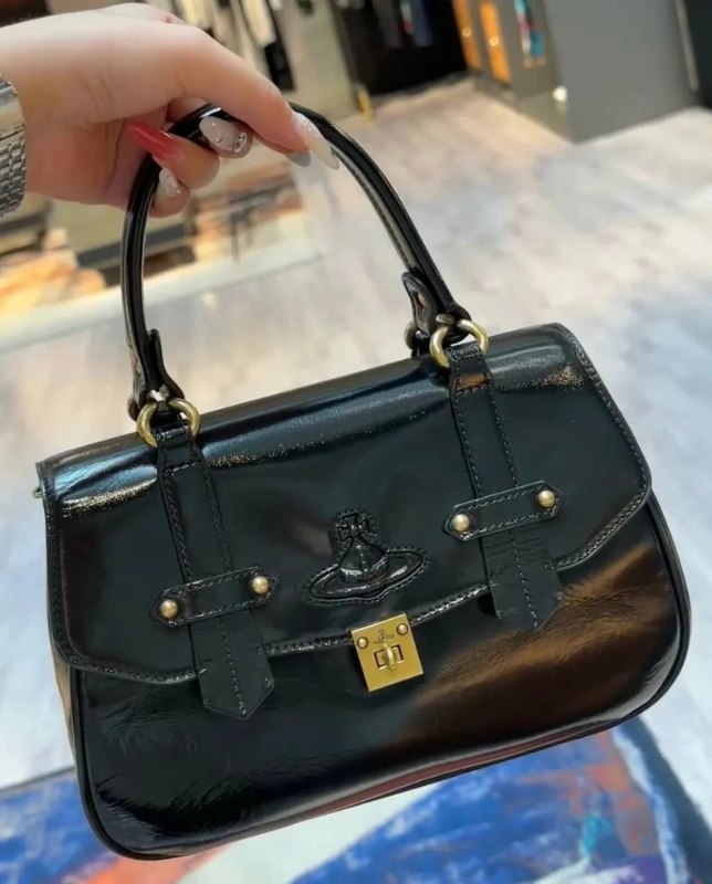 Waxed Leather Buckle Tote Bag