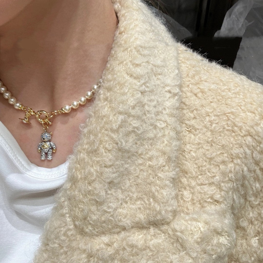 TEDDY Petite Pearl Necklace with Movable Bear Charm